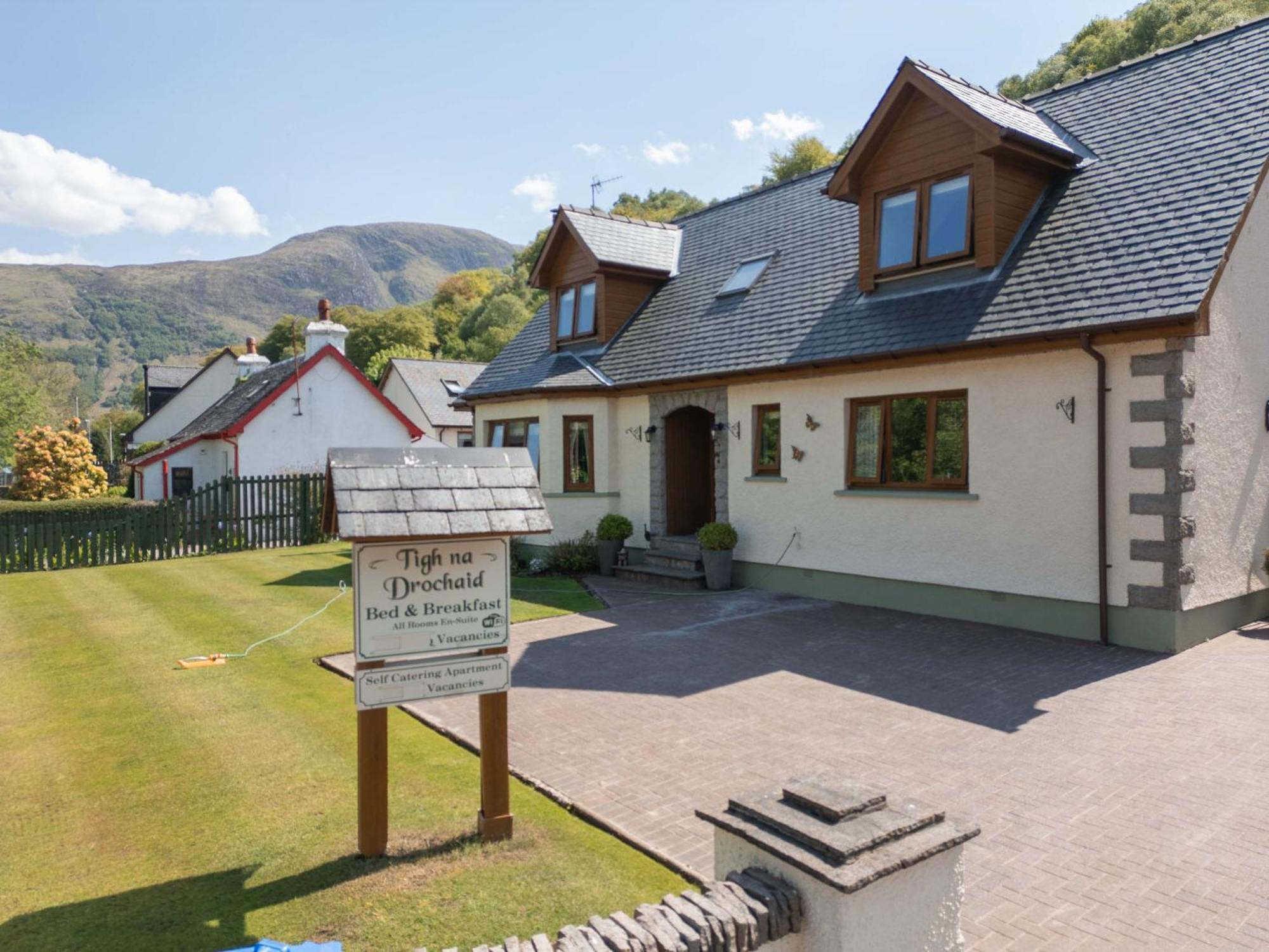Self Cateringone Bedroom Apartment Fort William Esterno foto